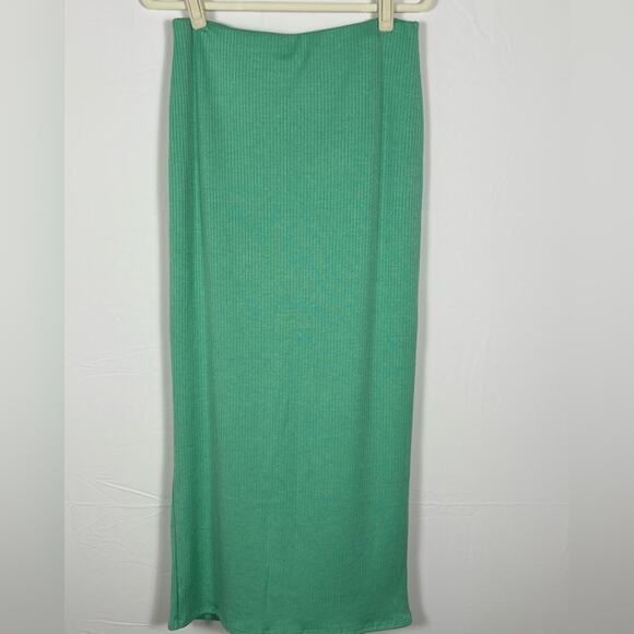 Le Lis- Set Crop Top and Maxi Skirt Green- L NWT - Picture 11 of 12